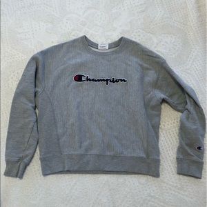 CHAMPION CREWNECK!!!!